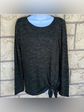 Max Studio stretchy Black Green Tie Bottom Business casual oversized long sleeve